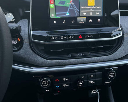 Білий Джип Compass, об'ємом двигуна 2.36 л та пробігом 89 тис. км за 18300 $, фото 25 на Automoto.ua