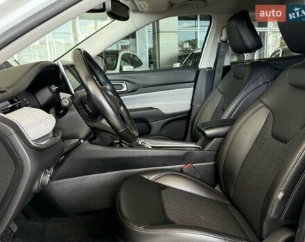 Белый Джип Компас, объемом двигателя 2.4 л и пробегом 77 тыс. км за 19500 $, фото 14 на Automoto.ua