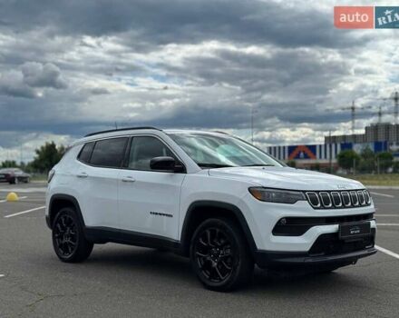 Білий Джип Compass, об'ємом двигуна 2.36 л та пробігом 72 тис. км за 19999 $, фото 9 на Automoto.ua