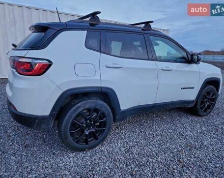 Білий Джип Compass, об'ємом двигуна 2.36 л та пробігом 112 тис. км за 5200 $, фото 3 на Automoto.ua