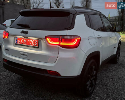 Білий Джип Compass, об'ємом двигуна 1.33 л та пробігом 46 тис. км за 35000 $, фото 17 на Automoto.ua