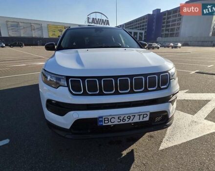 Белый Джип Компас, объемом двигателя 2.36 л и пробегом 95 тыс. км за 17800 $, фото 1 на Automoto.ua