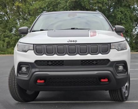 Білий Джип Compass, об'ємом двигуна 2.4 л та пробігом 23 тис. км за 11000 $, фото 1 на Automoto.ua