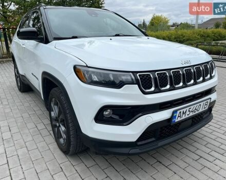 Белый Джип Компас, объемом двигателя 2 л и пробегом 103 тыс. км за 18200 $, фото 1 на Automoto.ua