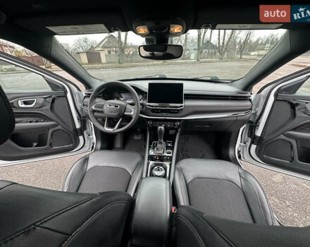 Белый Джип Компас, объемом двигателя 2 л и пробегом 80 тыс. км за 23000 $, фото 45 на Automoto.ua