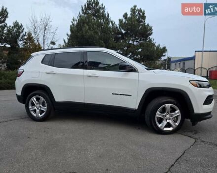 Белый Джип Компас, объемом двигателя 2 л и пробегом 46 тыс. км за 19800 $, фото 9 на Automoto.ua