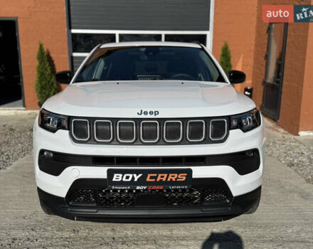 Джип Compass 2023 у Івано-Франківську на Automoto.ua Білий Джип Compass, об'ємом двигуна 2.36 л та пробігом 29 тис. км за 18999 $, фото 1 на Automoto.ua