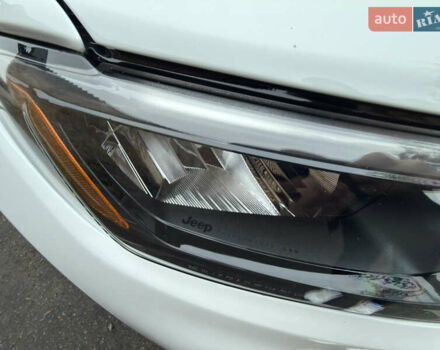 Белый Джип Компас, объемом двигателя 2 л и пробегом 30 тыс. км за 21999 $, фото 15 на Automoto.ua