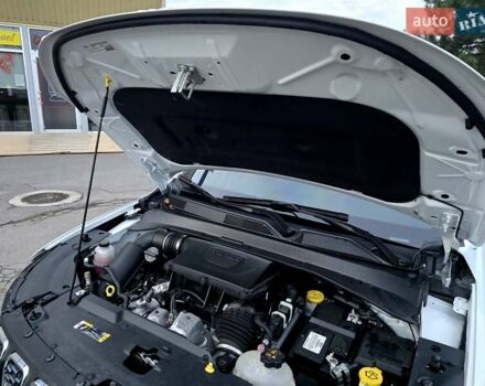 Белый Джип Компас, объемом двигателя 2 л и пробегом 46 тыс. км за 19800 $, фото 83 на Automoto.ua