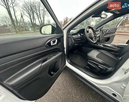 Белый Джип Компас, объемом двигателя 2 л и пробегом 80 тыс. км за 23000 $, фото 29 на Automoto.ua