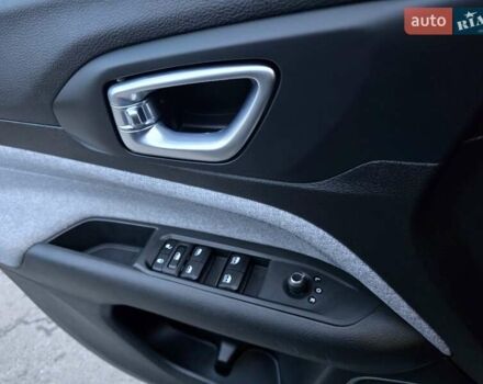 Белый Джип Компас, объемом двигателя 2 л и пробегом 46 тыс. км за 19800 $, фото 48 на Automoto.ua