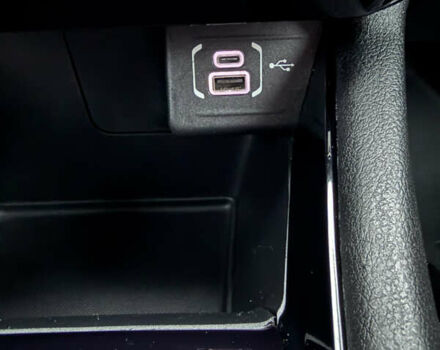 Белый Джип Компас, объемом двигателя 2 л и пробегом 30 тыс. км за 21999 $, фото 37 на Automoto.ua