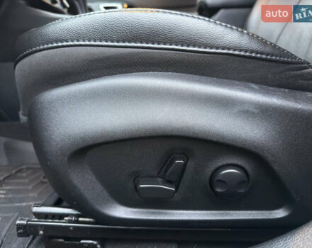 Белый Джип Компас, объемом двигателя 2 л и пробегом 30 тыс. км за 21999 $, фото 43 на Automoto.ua