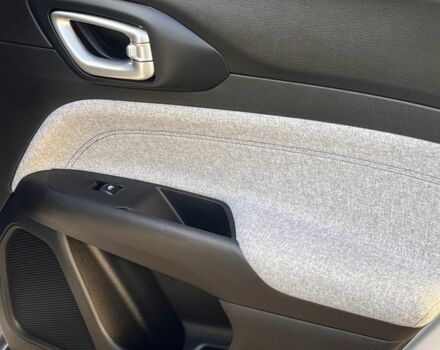 Джип Компас 2023 в Полтаве на Automoto.ua Белый Джип Компас, объемом двигателя 2 л и пробегом 45 тыс. км за 21500 $, фото 11 на Automoto.ua