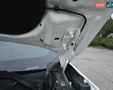 Белый Джип Компас, объемом двигателя 2 л и пробегом 46 тыс. км за 19800 $, фото 82 на Automoto.ua