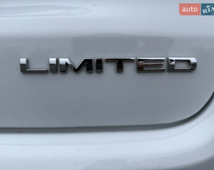 Белый Джип Компас, объемом двигателя 2 л и пробегом 30 тыс. км за 21999 $, фото 10 на Automoto.ua