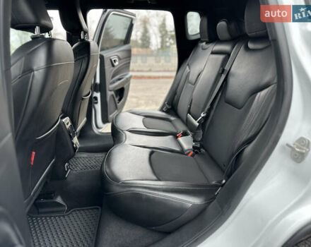 Белый Джип Компас, объемом двигателя 2 л и пробегом 80 тыс. км за 23000 $, фото 34 на Automoto.ua