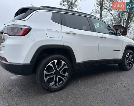 Белый Джип Компас, объемом двигателя 2 л и пробегом 30 тыс. км за 21999 $, фото 7 на Automoto.ua