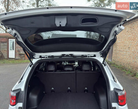 Белый Джип Компас, объемом двигателя 2 л и пробегом 30 тыс. км за 21999 $, фото 56 на Automoto.ua