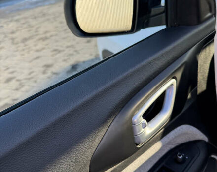 Білий Джип Compass, об'ємом двигуна 2 л та пробігом 122 тис. км за 18400 $, фото 24 на Automoto.ua