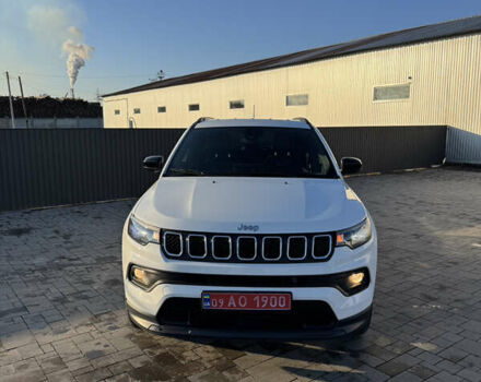 Білий Джип Compass, об'ємом двигуна 2 л та пробігом 122 тис. км за 18400 $, фото 1 на Automoto.ua