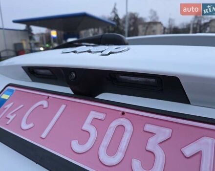 Белый Джип Компас, объемом двигателя 2 л и пробегом 46 тыс. км за 19800 $, фото 72 на Automoto.ua