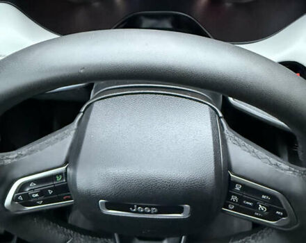 Белый Джип Компас, объемом двигателя 2 л и пробегом 30 тыс. км за 21999 $, фото 30 на Automoto.ua