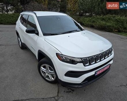 Белый Джип Компас, объемом двигателя 2 л и пробегом 46 тыс. км за 19800 $, фото 84 на Automoto.ua