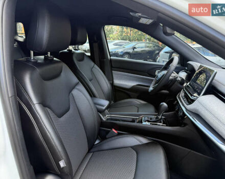 Белый Джип Компас, объемом двигателя 2 л и пробегом 20 тыс. км за 25000 $, фото 29 на Automoto.ua