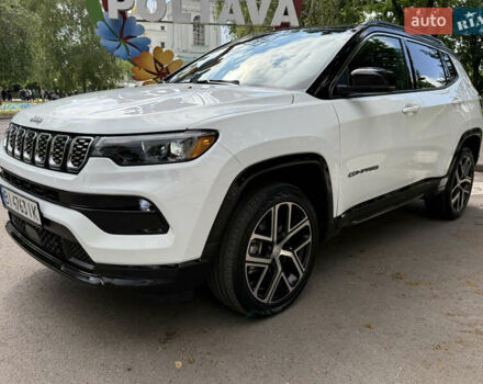 Білий Джип Compass, об'ємом двигуна 2 л та пробігом 4 тис. км за 28500 $, фото 2 на Automoto.ua
