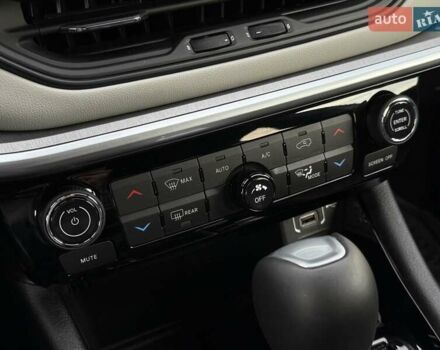 Білий Джип Compass, об'ємом двигуна 2 л та пробігом 2 тис. км за 22900 $, фото 26 на Automoto.ua