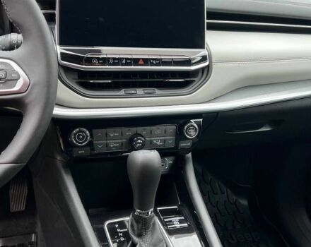 Білий Джип Compass, об'ємом двигуна 2 л та пробігом 3 тис. км за 24300 $, фото 13 на Automoto.ua