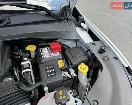 Белый Джип Компас, объемом двигателя 2 л и пробегом 20 тыс. км за 25000 $, фото 45 на Automoto.ua