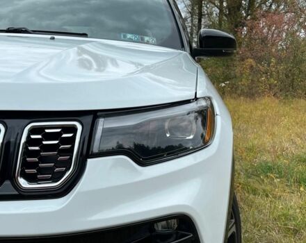 Білий Джип Compass, об'ємом двигуна 2 л та пробігом 3 тис. км за 24300 $, фото 4 на Automoto.ua