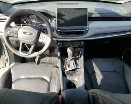 Білий Джип Compass, об'ємом двигуна 2 л та пробігом 24 тис. км за 18000 $, фото 6 на Automoto.ua