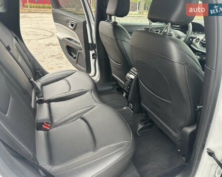 Білий Джип Compass, об'ємом двигуна 2 л та пробігом 19 тис. км за 21700 $, фото 35 на Automoto.ua