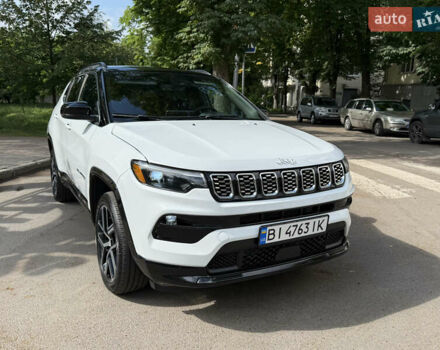 Білий Джип Compass, об'ємом двигуна 2 л та пробігом 4 тис. км за 28500 $, фото 1 на Automoto.ua