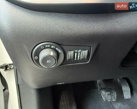 Белый Джип Компас, объемом двигателя 2 л и пробегом 20 тыс. км за 25000 $, фото 38 на Automoto.ua