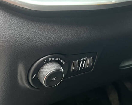 Білий Джип Compass, об'ємом двигуна 2 л та пробігом 3 тис. км за 24300 $, фото 30 на Automoto.ua