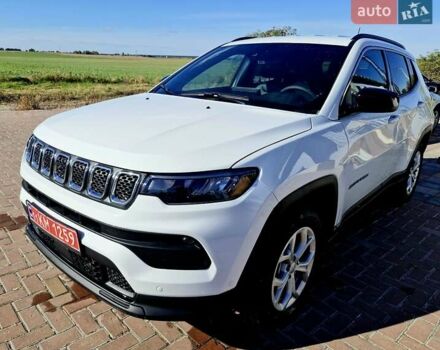 Белый Джип Компас, объемом двигателя 2 л и пробегом 4 тыс. км за 20499 $, фото 4 на Automoto.ua