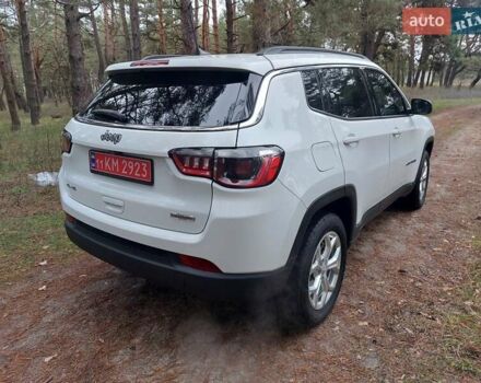 Белый Джип Компас, объемом двигателя 2 л и пробегом 18 тыс. км за 20700 $, фото 4 на Automoto.ua
