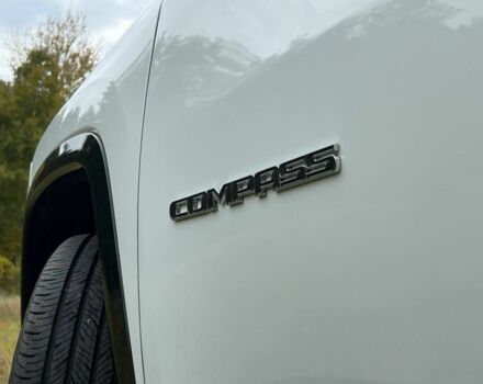 Білий Джип Compass, об'ємом двигуна 2 л та пробігом 3 тис. км за 24300 $, фото 15 на Automoto.ua