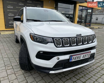 Белый Джип Компас, объемом двигателя 2 л и пробегом 24 тыс. км за 21500 $, фото 1 на Automoto.ua
