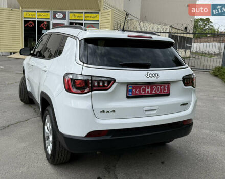 Белый Джип Компас, объемом двигателя 2 л и пробегом 20 тыс. км за 23700 $, фото 3 на Automoto.ua