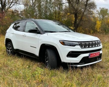 Білий Джип Compass, об'ємом двигуна 2 л та пробігом 3 тис. км за 24300 $, фото 6 на Automoto.ua