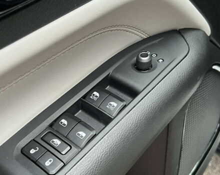 Білий Джип Compass, об'ємом двигуна 2 л та пробігом 3 тис. км за 24300 $, фото 34 на Automoto.ua