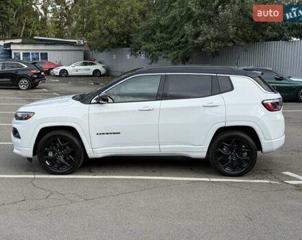 Білий Джип Compass, об'ємом двигуна 2 л та пробігом 2 тис. км за 22900 $, фото 5 на Automoto.ua