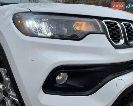 Белый Джип Компас, объемом двигателя 2 л и пробегом 8 тыс. км за 19800 $, фото 32 на Automoto.ua