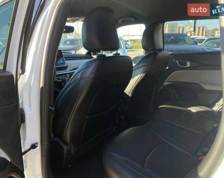 Білий Джип Compass, об'ємом двигуна 2 л та пробігом 24 тис. км за 22500 $, фото 21 на Automoto.ua
