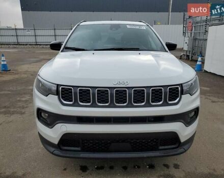 Белый Джип Компас, объемом двигателя 2 л и пробегом 14 тыс. км за 7900 $, фото 4 на Automoto.ua